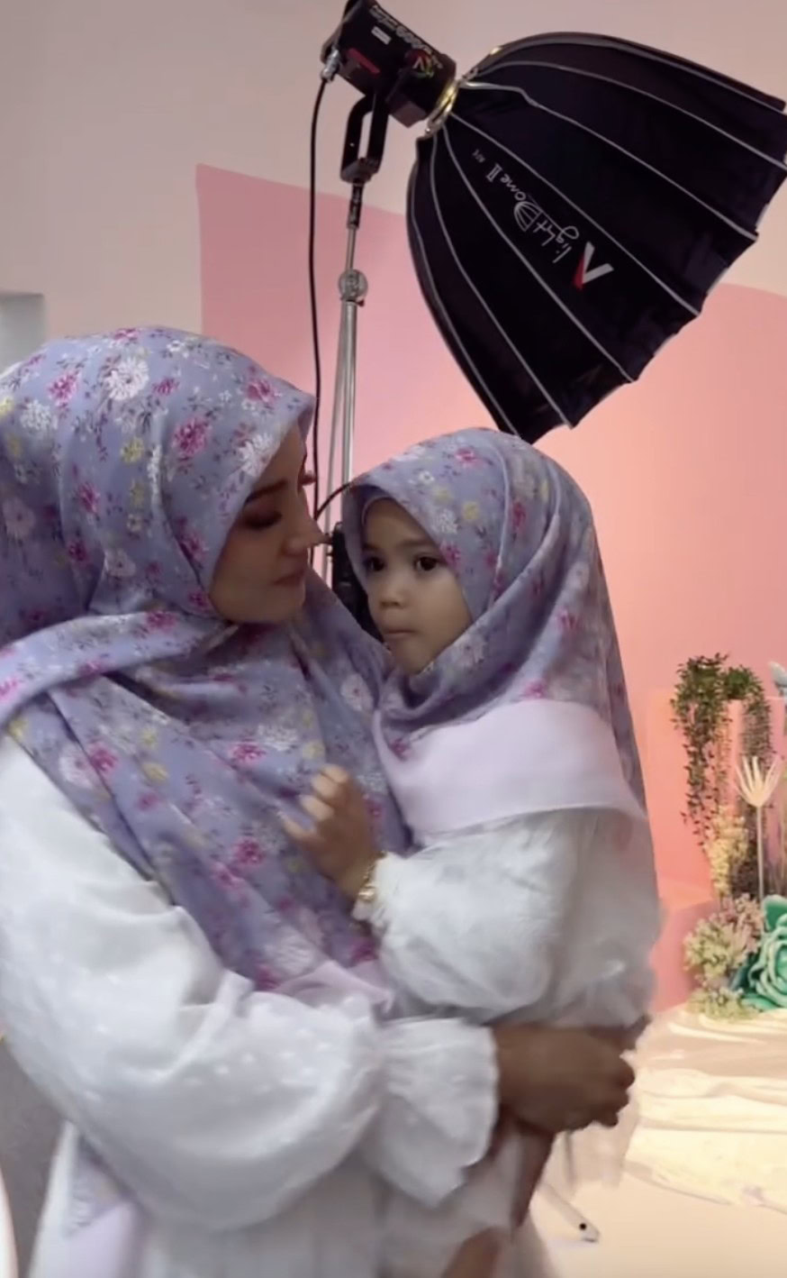 Fazura titip nukilan buat anak